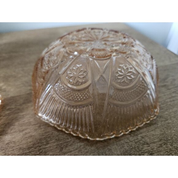 Set Of 2 Small And Medium Peach Coloured Depression Glass Bowls - Picture 9 of 9